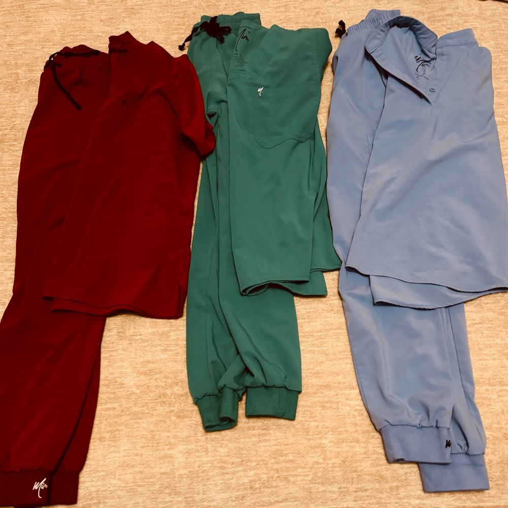 Mims X small scrubs